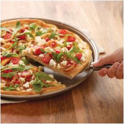 Wilton Ceramic-Coated 14 in. Non-Stick Pizza Pans, Set of 2 thumbnail 4