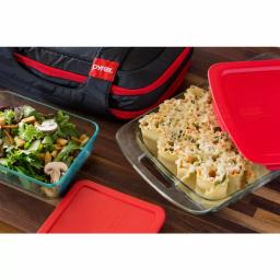 Pyrex 9-Piece Glass Bakeware and Storage Set with Insulated Carrying Bag thumbnail 4