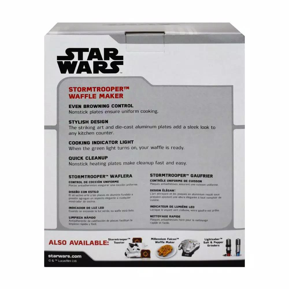 Uncanny Brands Star Wars Stormtrooper American Waffle Maker - White & Black