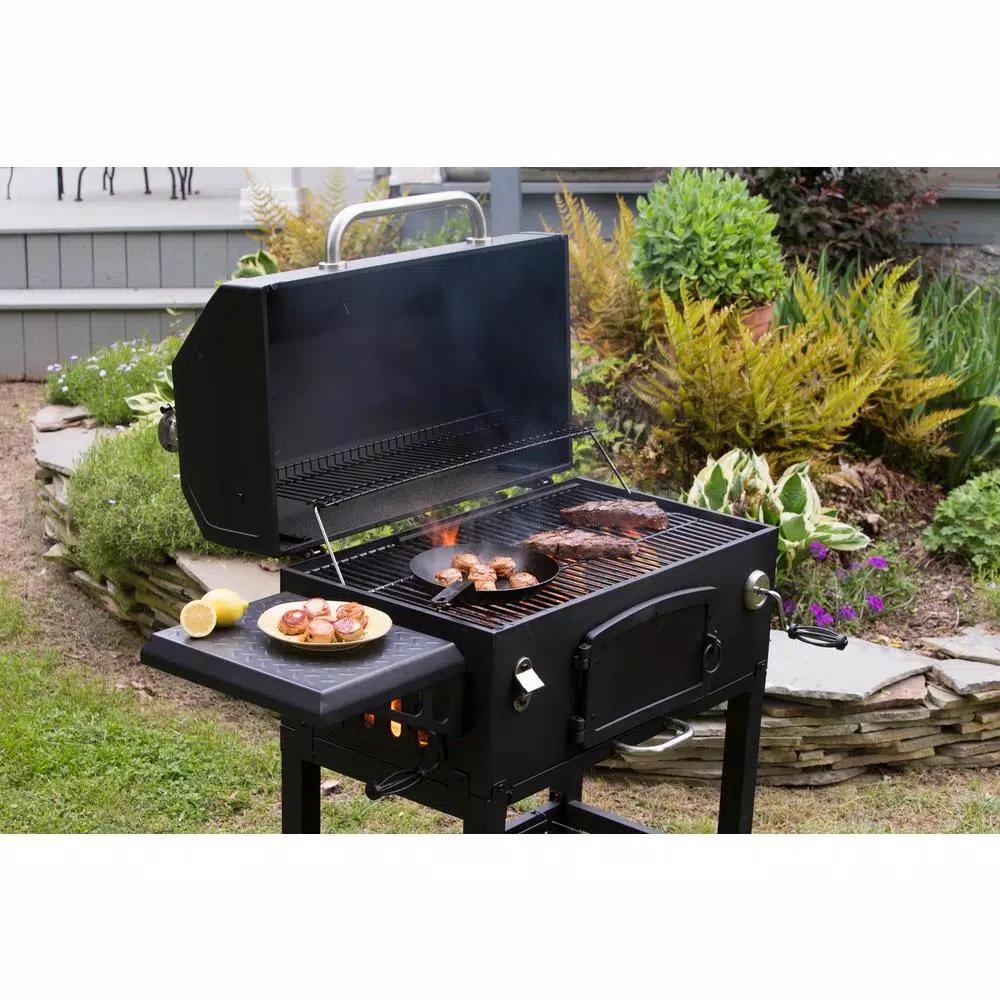 Lodge 10 in. Carbon Steel Skillet, Black Seasoned Heavy Duty Pan