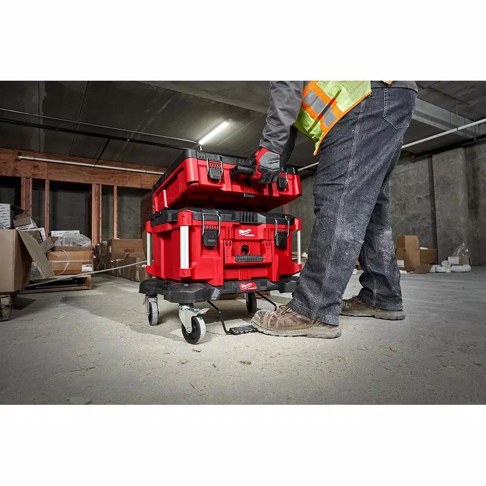 Milwaukee M18 FUEL Impact Wrench & 117-Pc Ratchet, Socket, and PACKOUT Modular Storage Combo Kit