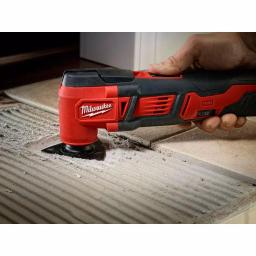 Milwaukee M18 FUEL Gen II 18-Gauge Brad Nailer Kit with M18 Oscillating Multi-Tool thumbnail 8