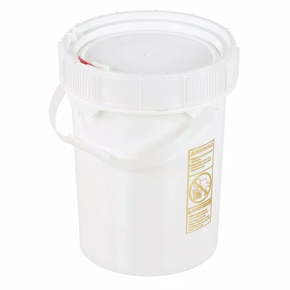 Vestil 5 Gal. White HDPE Plastic Screw Top Pail with Lid