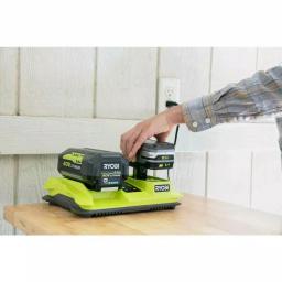 RYOBI ONE+ Dual Platform Charger for 18V and 40V Batteries thumbnail 6