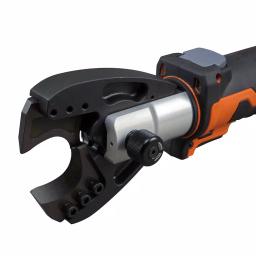 Klein Tools Battery-Operated Cu/Al Cable Cutter with Two 2 Ah Batteries, Charger, and Bag thumbnail 5