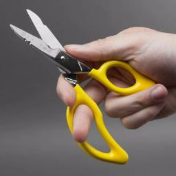 Klein Tools All-Purpose Electrician's Scissors with Serrated High Carbon Steel Blades thumbnail 2
