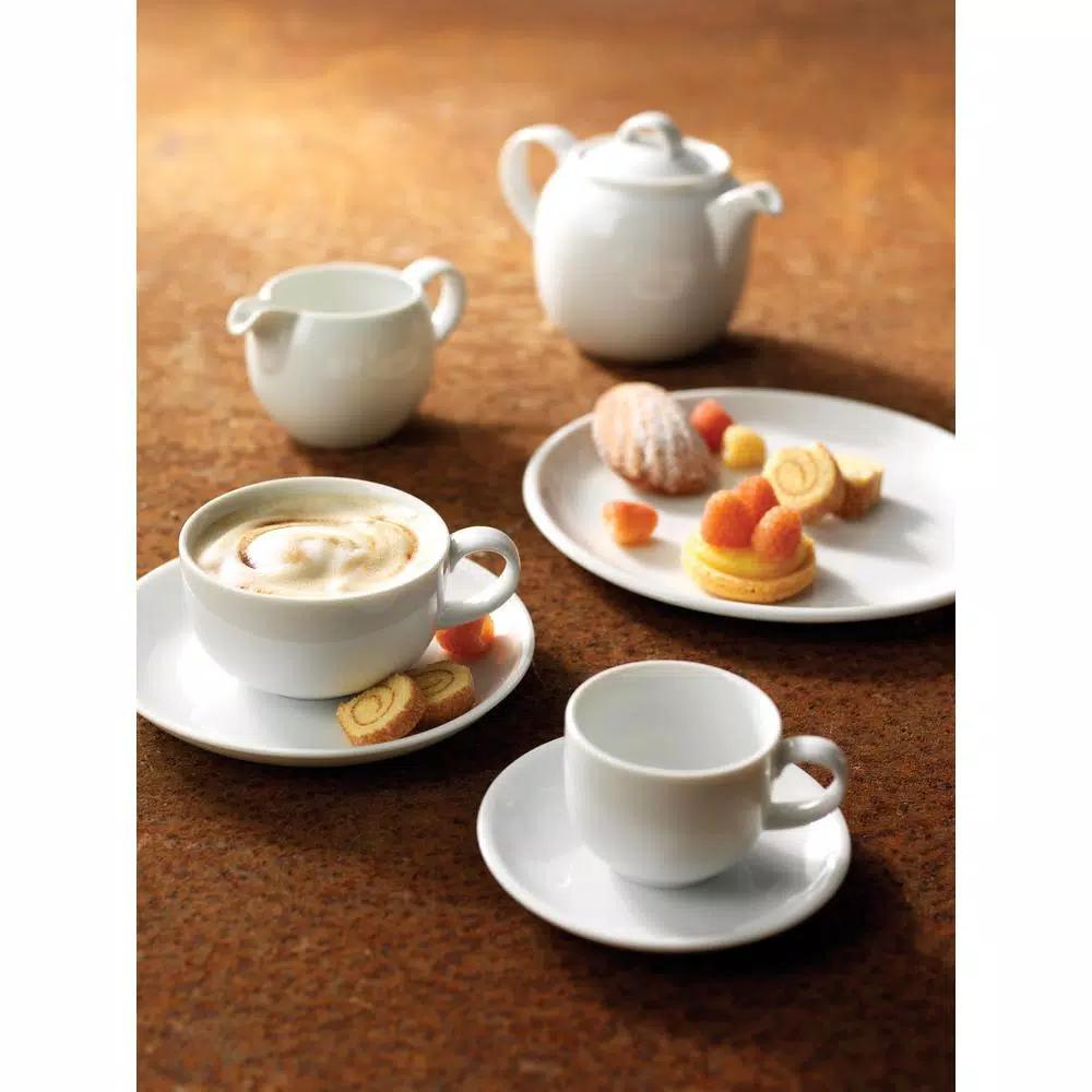 Oneida Queensbury and Hunt Classic Coupe White Porcelain Creamer Jugs, 6.75 oz (Set of 24)