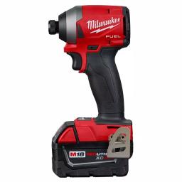 Milwaukee M18 FUEL 18V Brushless Drywall Screw Gun & Impact Driver Kit thumbnail 2