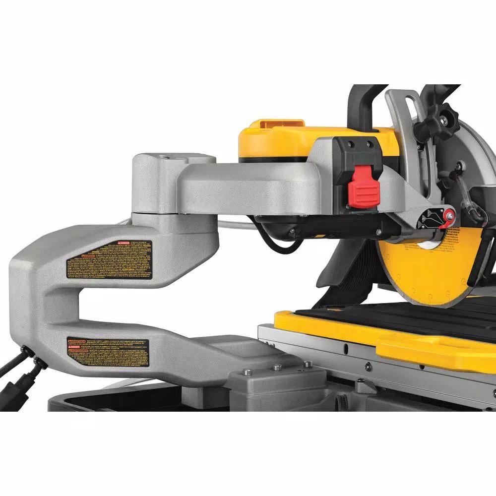 DEWALT 10 in. High Capacity Wet Tile Saw, 15 Amp Corded Specialty Saw for Porcelain