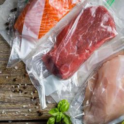 NutriChef Universal Vacuum Sealer Bags, Multi-Layered Food-Grade Rolls, 100 ft. Total Length thumbnail 3