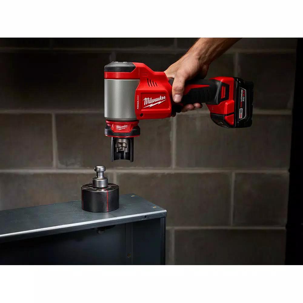 Milwaukee M18 Force Logic 10T Knockout Tool Kit with M18 FUEL Hammer Drill & 5.0 Ah Battery