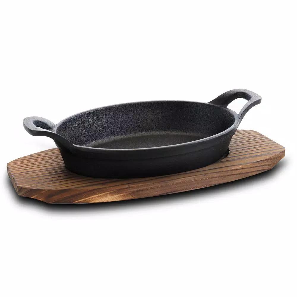 General Store Addlestone 10.5 in. Oval Cast Iron Server with Burned Furwood Base