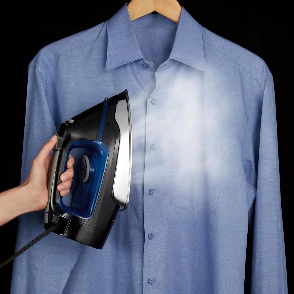Hamilton Beach Retractable Cord Steam Iron with Stainless Steel Soleplate