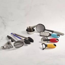 Frigidaire 14-Piece Silicone and Nylon Kitchen Utensil Set with Stainless Steel Measuring Tools thumbnail 1