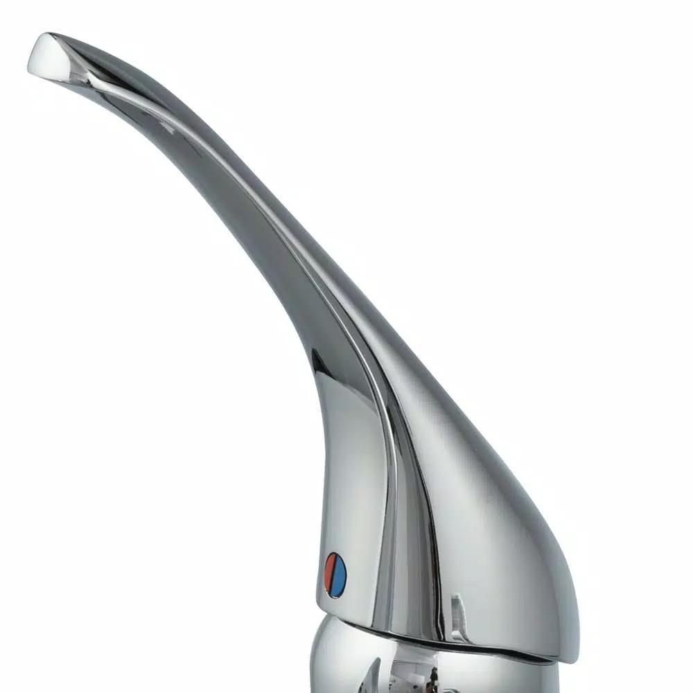 American Standard Reliant+ Single-Handle Kitchen Faucet with Side Sprayer, Polished Chrome
