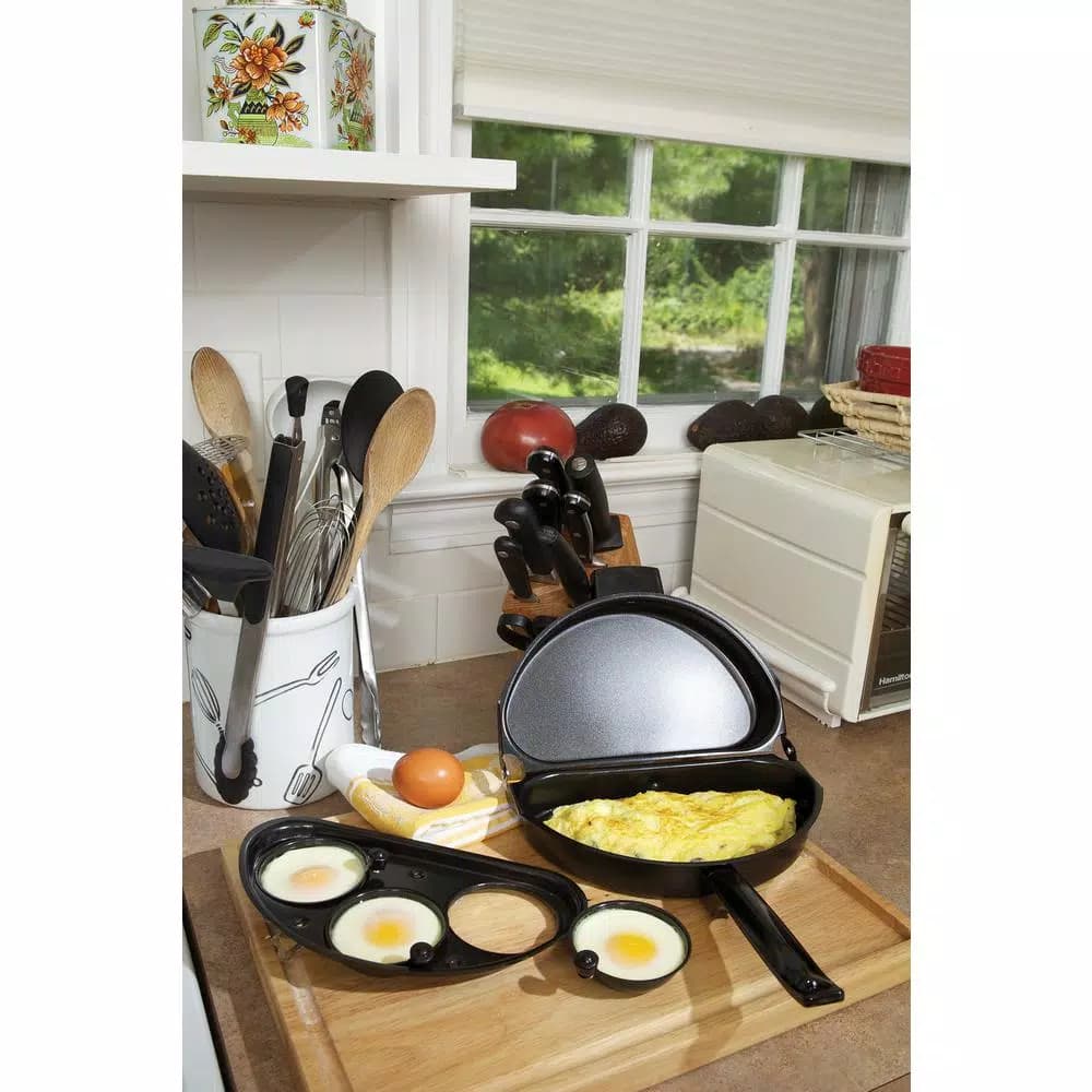 Fox Run Non-Stick Carbon Steel Omelette Pan and Egg Poacher Set, 3-Cup Insert