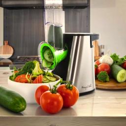 MegaChef Stainless Steel Electric Salad Maker 4-in-1 Slicer, Shredder, Chopper and Shooter thumbnail 6