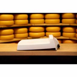 Boska Cheese Commander Pro Wire Cheese Cutter Board - Professional Compact Slicer thumbnail 3
