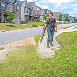 Lawnmaster NO-PULL 31cc Gas Backpack Leaf Blower, 175 MPH, 470 CFM, Electric Start thumbnail 5