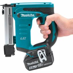 Makita 18V LXT Brushless 3/8 in. Crown Stapler Kit with 5.0Ah Battery and Charger thumbnail 5