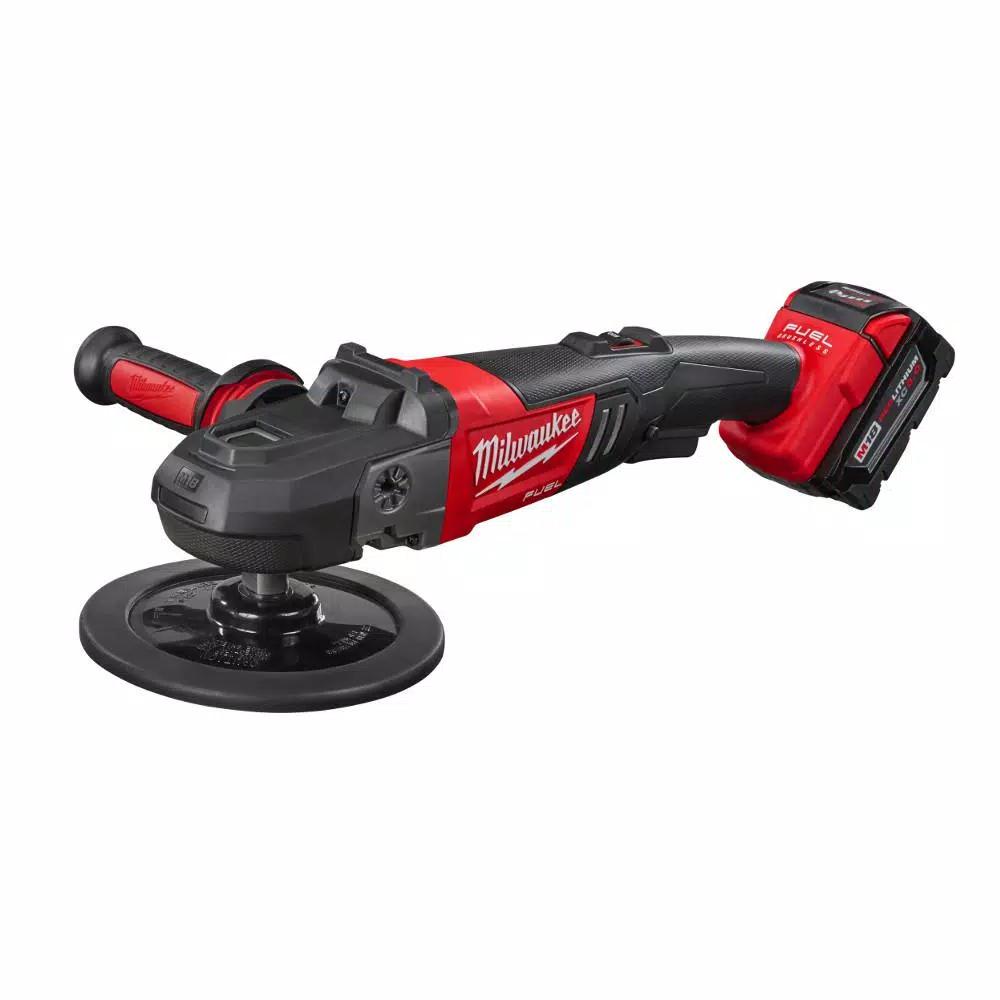 Milwaukee M18 FUEL 7 in. Variable Speed Cordless Polisher Kit with (2) 5.0 Ah Batteries & Pads