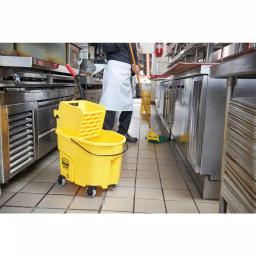 Rubbermaid Commercial Products Rubbermaid WaveBrake 35 Qt. Plastic Mop Bucket with Wringer, Yellow thumbnail 5