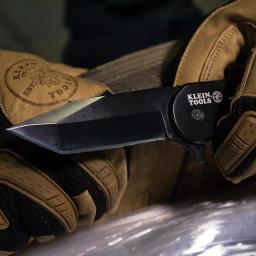 Klein Tools Bearing-Assisted Open Folding Knife with Tanto Blade thumbnail 5