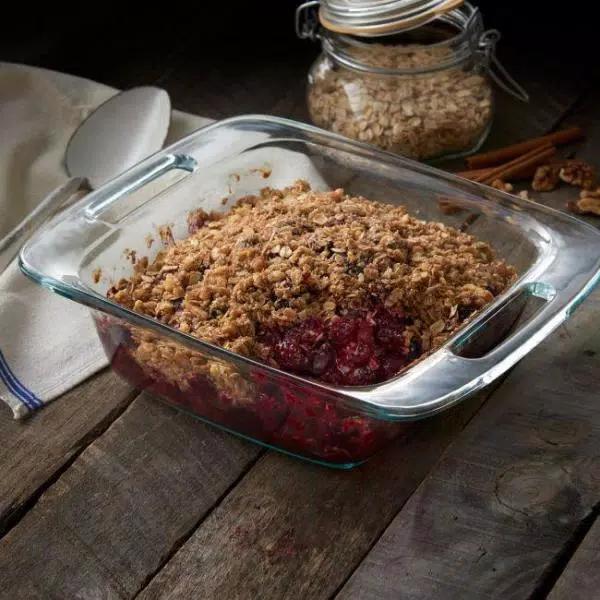 Pyrex Easy Grab 4-Piece Glass Bakeware Set with Red Lids - 3 qt. and 8 in. x 8 in. Bakers
