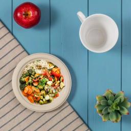 Unbranded 7 in. Natural Sugarcane Plates, 600 Pack - Eco-Friendly & Compostable Disposable Plates thumbnail 4