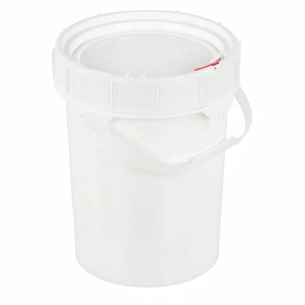 Vestil 5 Gal. White HDPE Plastic Screw Top Pail with Lid