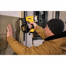 DEWALT 15-Degree Coil Siding Nailer, Pneumatic Air Nailer for Siding and Fencing thumbnail 13