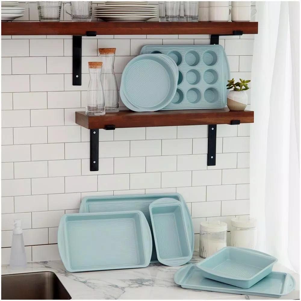 Wilton Texturra Performance 7-Piece Non-Stick Textured Bakeware Set, Blue