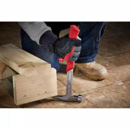 Milwaukee 22 oz. Milled Face Framing Hammer with Shockshield Grip and Hammer Loop thumbnail 7