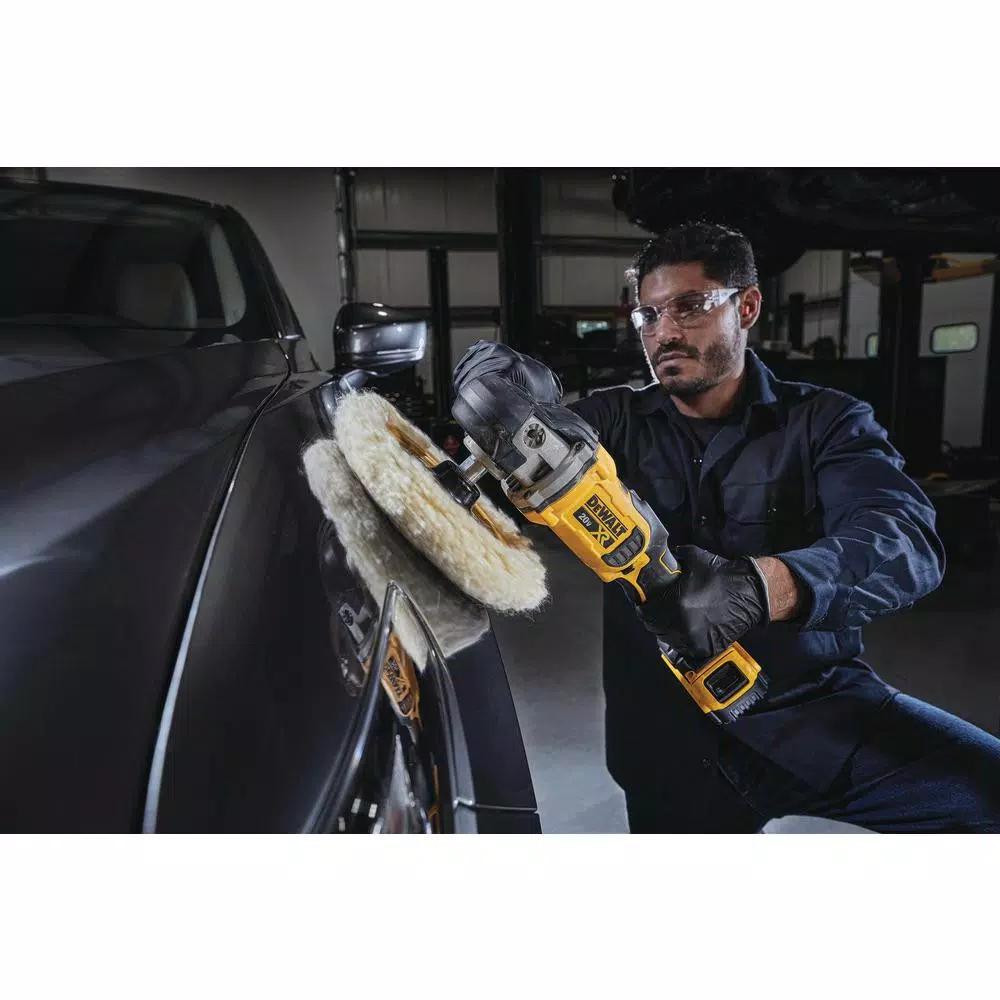 DEWALT 20V MAX XR Cordless Brushless 7 in. Variable Speed Rotary Polisher Kit with (2) 5.0 Ah Batteries & Charger