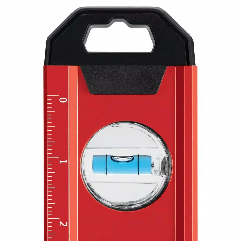 Skil 12 in. Digital Level with Backlit LCD and Magnetic Edge