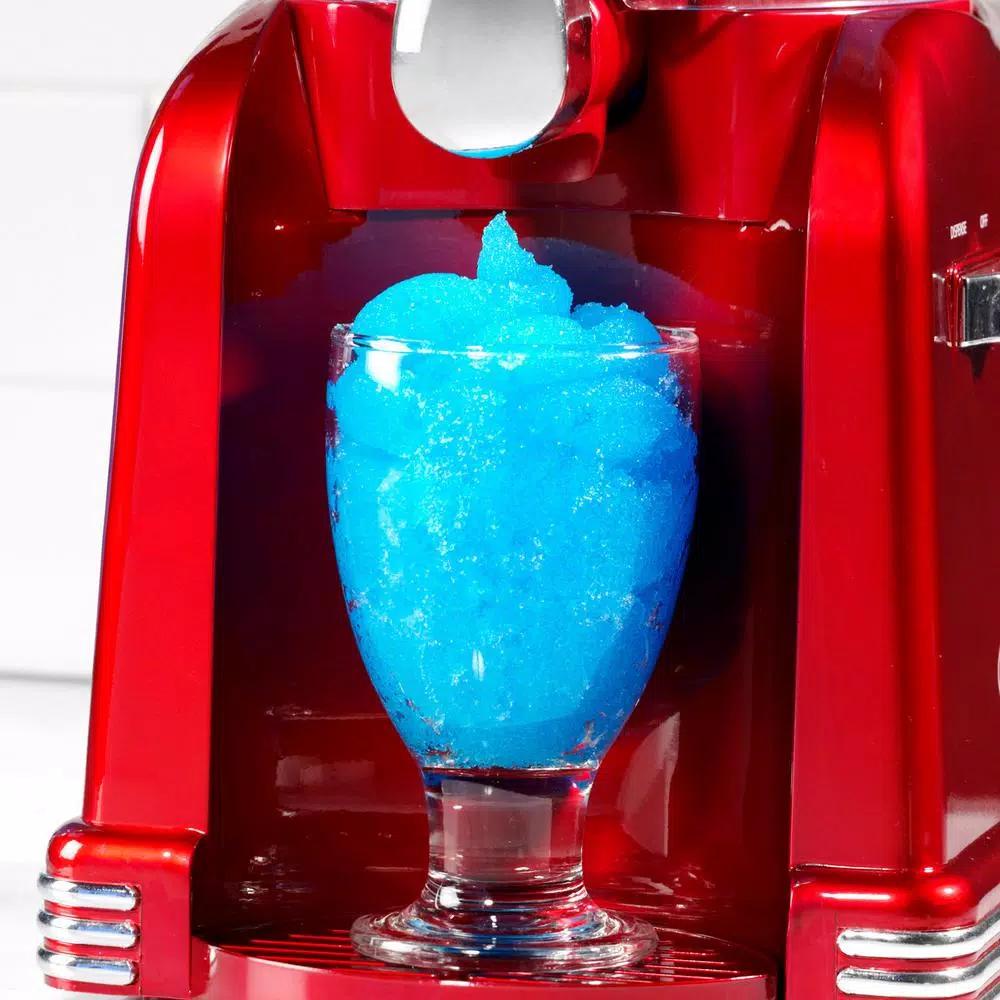 Nostalgia Retro Red 32 oz. Single Speed Slush Drink Blender with Ice Crushing