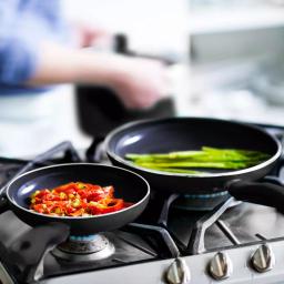 GreenLife Diamond 12 in. Aluminum Ceramic Nonstick Frying Pan, Black thumbnail 4