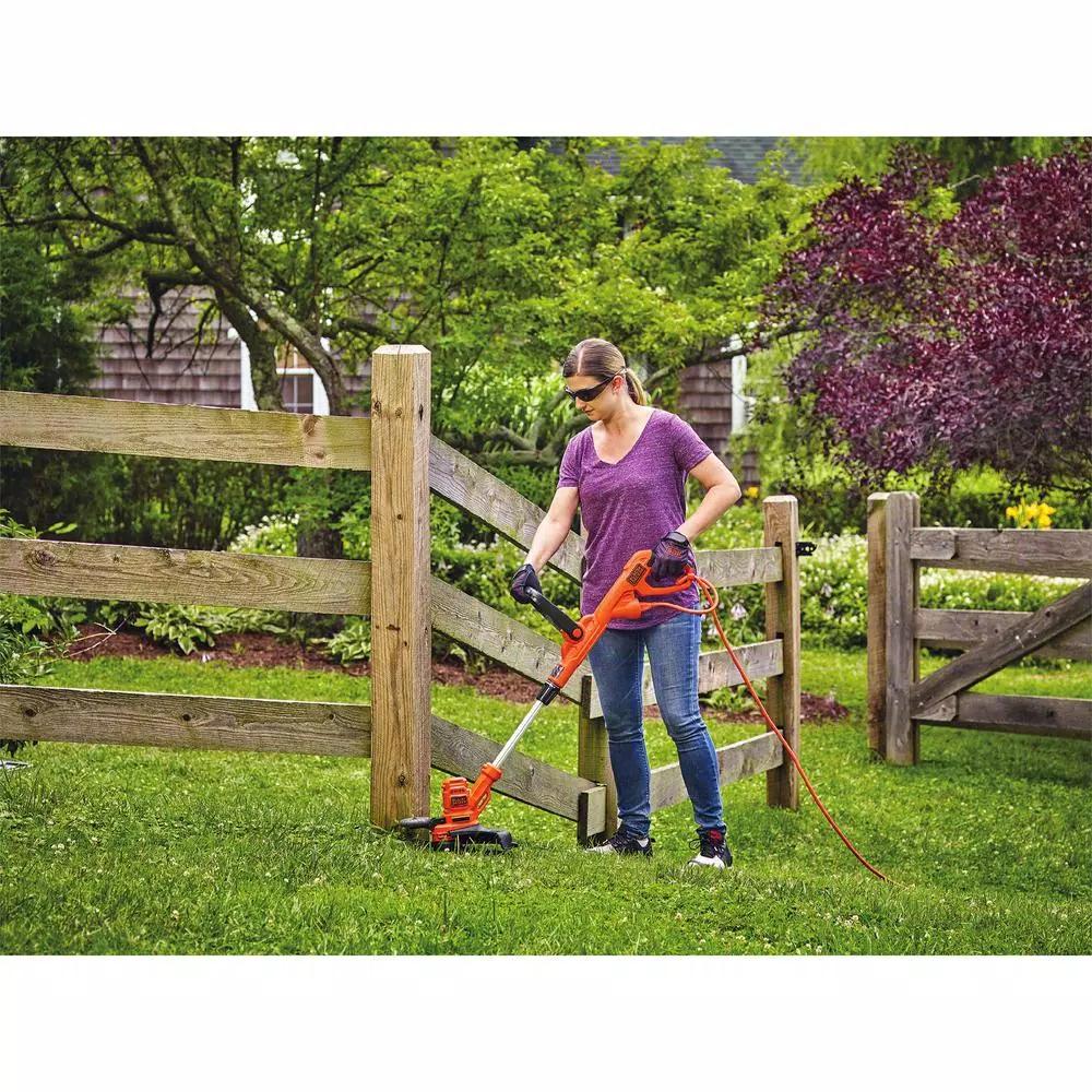 BLACK+DECKER 14 in. 6.5 Amp Corded Electric String Trimmer and Edger with Automatic Feed Spool