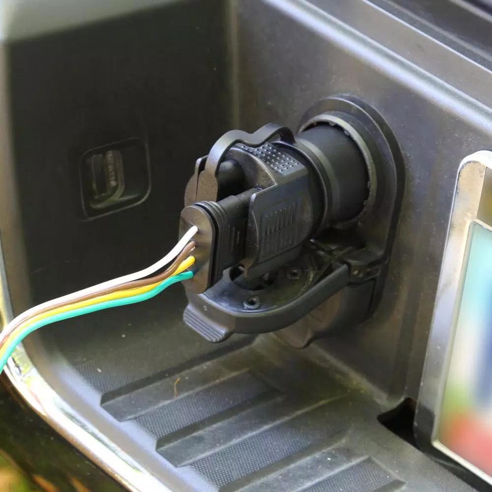 TowSmart 7-Way Blade to 4 or 5-Way Flat Electrical Trailer Adapter