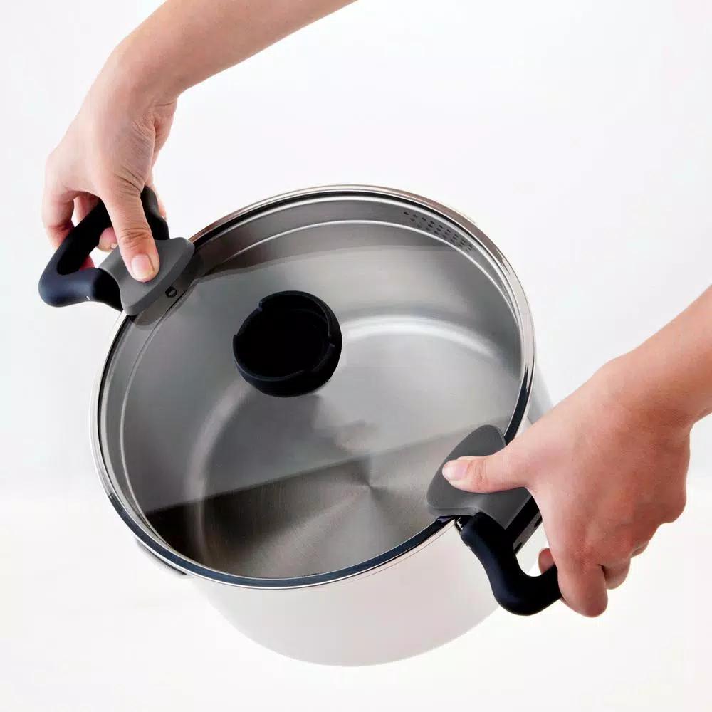 1829 Carl Schmidt Sohn ARON 1.6 qt. Stainless Steel Stock Pot with Glass Lid and Multi-Functional Utensil Holder Knob