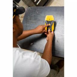 DEWALT Center Sensor Stud Finder with Metal and AC Wire Detection, 1.5 in. Depth thumbnail 10
