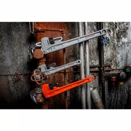 Crescent 18 in. Cast Iron Pipe Wrench with K-9 Angle-Access Jaws thumbnail 7