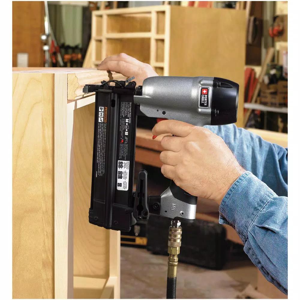 Porter-Cable BN200C 18-Gauge Pneumatic Brad Nailer Kit with Bonus 23-Gauge Pin Nailer