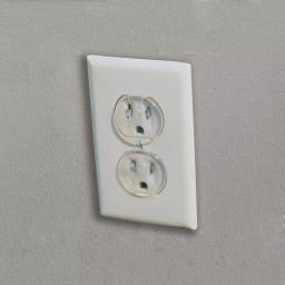 Safety 1st Ultra Clear Outlet Plugs, 18-Pack thumbnail 3