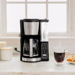 Ninja 12-Cup Programmable Drip Coffee Maker with Custom Brew Technology, Black Stainless Steel thumbnail 5