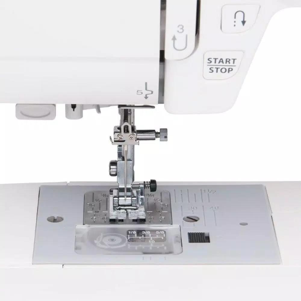 Janome MOD-100Q Computerized Quilting and Sewing Machine with Bonus Accessories