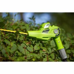 Earthwise 24V Cordless Lithium-Ion 17 in. Pole Hedge Trimmer with 2.5 Ah Battery thumbnail 8