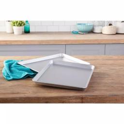 Chicago Metallic Commercial II Jelly Roll Pans, Set of 2 thumbnail 6