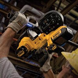 DEWALT DCS371B 20V MAX Cordless Band Saw Kit with 3.0 Ah Battery thumbnail 7