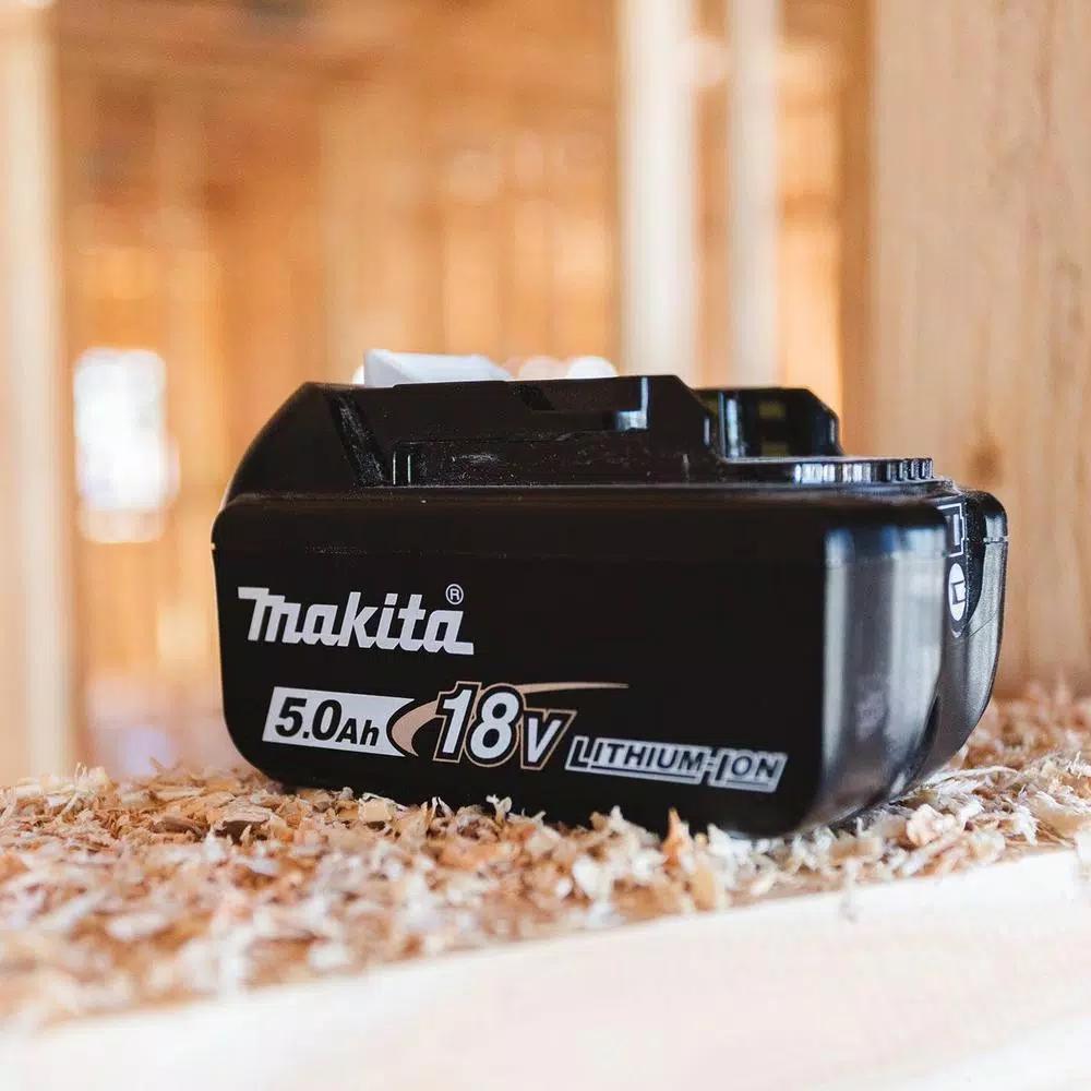 Makita 18V LXT Cordless Oscillating Multi-Tool Kit with 5.0Ah Battery and Charger
